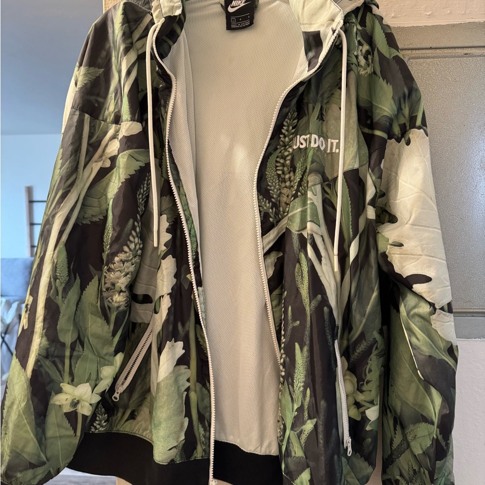 Nike Green Floral Windbreaker Jacket